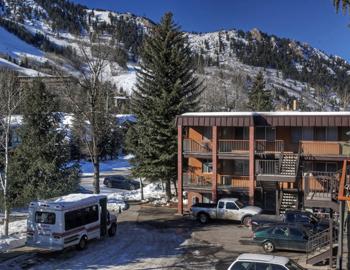 4 Cheap Aspen Lodging Options