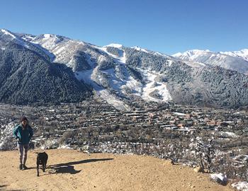Smuggler Mountain is a beautiful, convenient Aspen hike for all skill levels