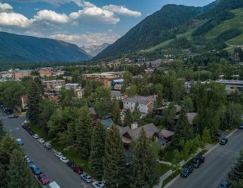 What draws homebuyers to Aspen?