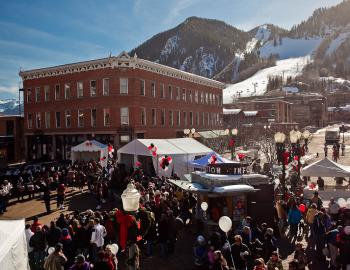 Aspen&#039;s Downtown Hotel: The Independence Square