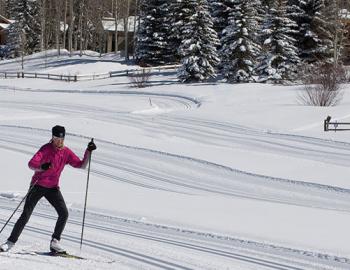 cross country skiing aspen winter activities