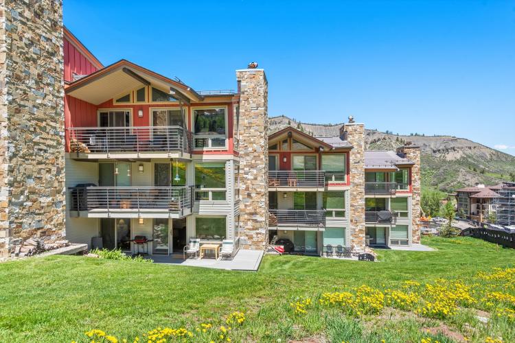 Enclave Ski-in, ski-out condo Snowmass Village