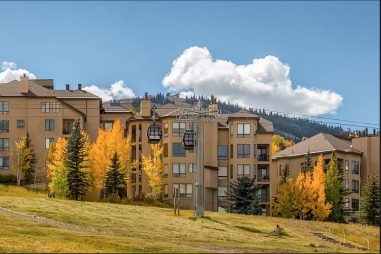 Chamonix Ski-in, ski-out condo Snowmass Village