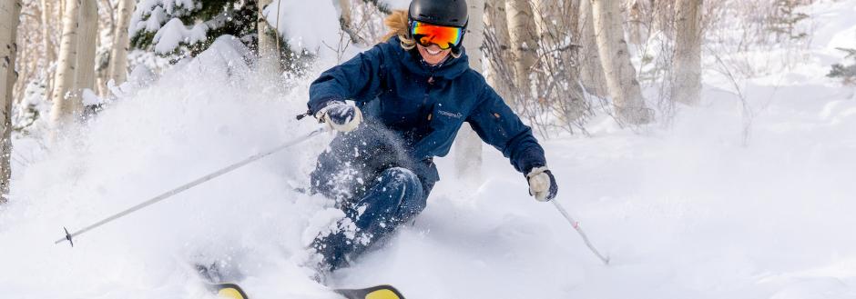 powder skiing in aspen