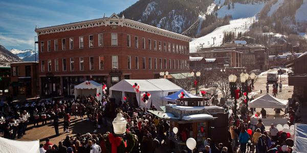 Aspen&#039;s Downtown Hotel: The Independence Square