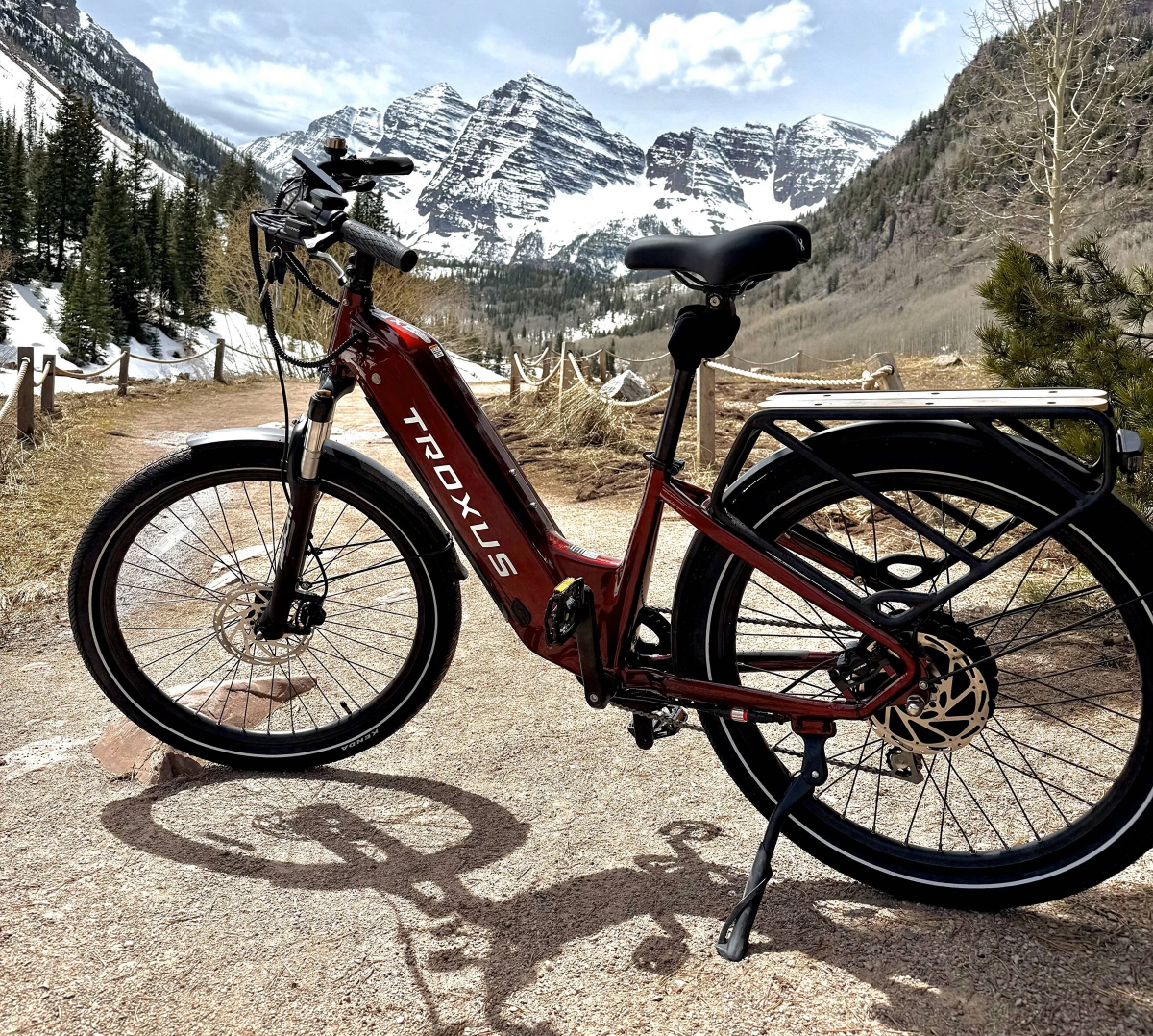e biking to maroon bells in spring