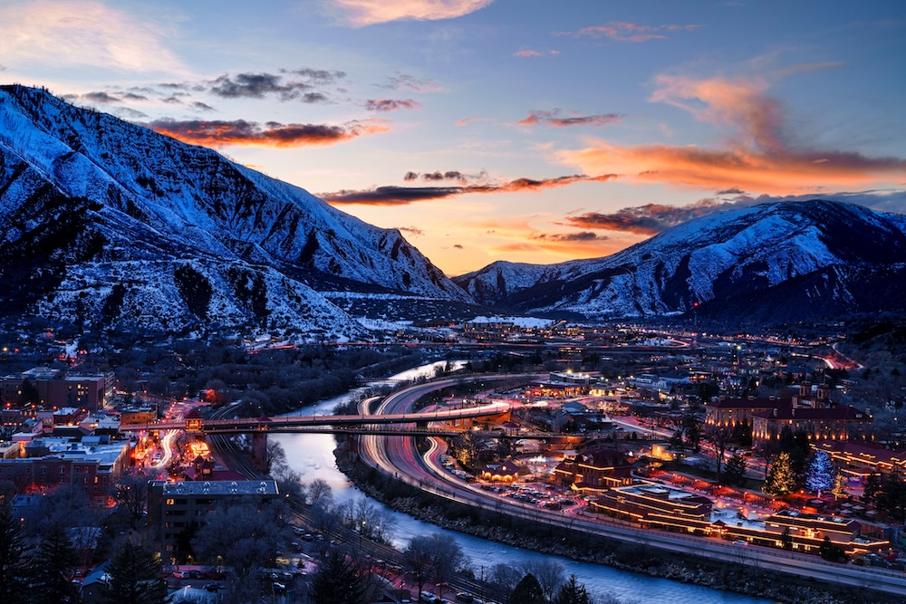 glenwood springs drive denver to aspen