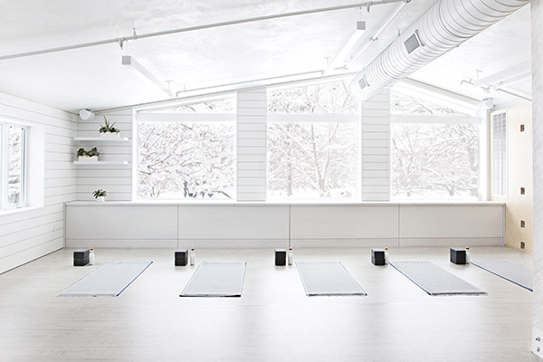 O2 Aspen Winter Yoga